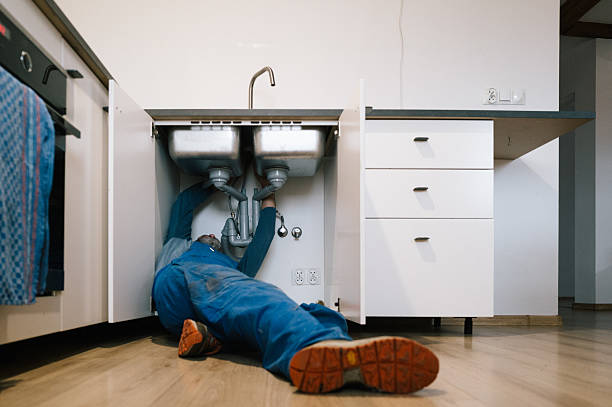Professional Plumbing technician working in Owensville, OH